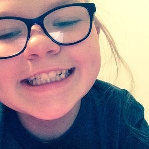 Meet your Posher, Chloe